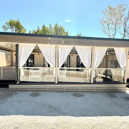 בית נופש Sunset Serenity With Onsite Pool And Only 3min From דראגה