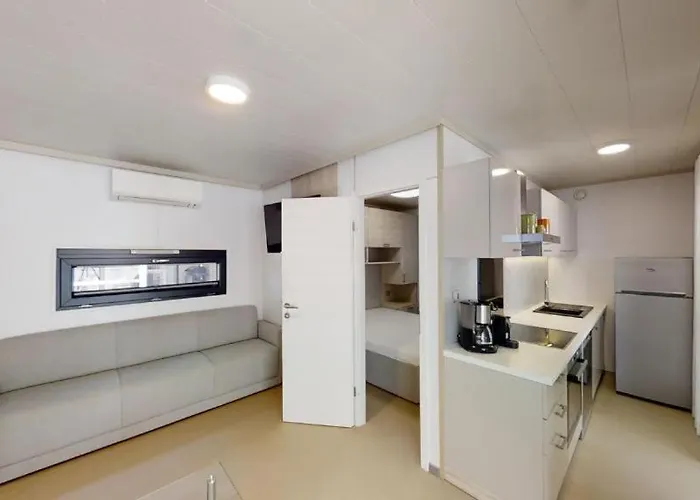 Sunset Serenity With Onsite Pool And Only 3min From Vikendica *