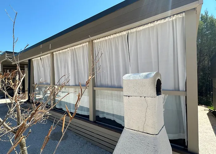 Sunset Serenity With Onsite Pool And Only 3min From *