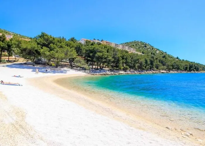 Sunset Serenity With Onsite Pool And Only 3min From Vikendica Drage