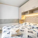 Semesterbostad Sunset Serenity With Onsite Pool And Only 3min From