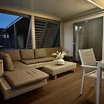 Sunset Serenity With Onsite Pool And Only 3min From