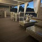 Semesterbostad Sunset Serenity With Onsite Pool And Only 3min From