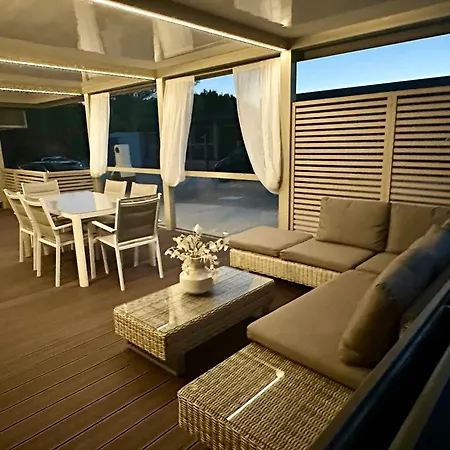 Sunset Serenity With Onsite Pool And Only 3min From * Drage