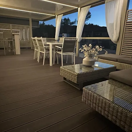 Hébergement de vacances Sunset Serenity With Onsite Pool And Only 3min From