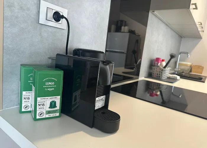 Sunset Serenity With Onsite Pool And Only 3min From Semesterbostad