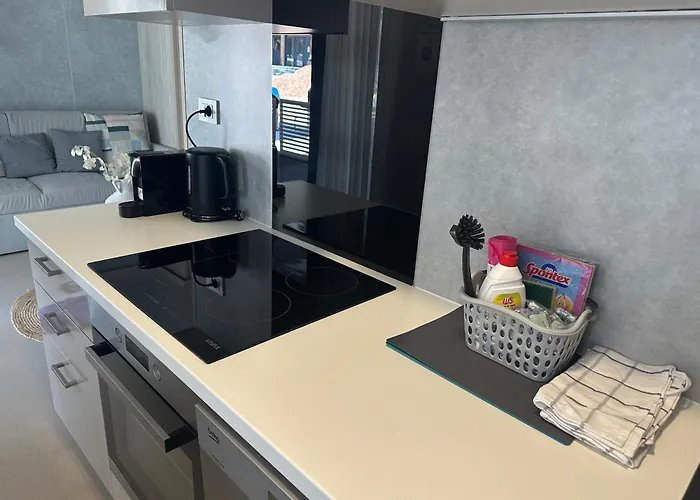 Semesterbostad Sunset Serenity With Onsite Pool And Only 3min From