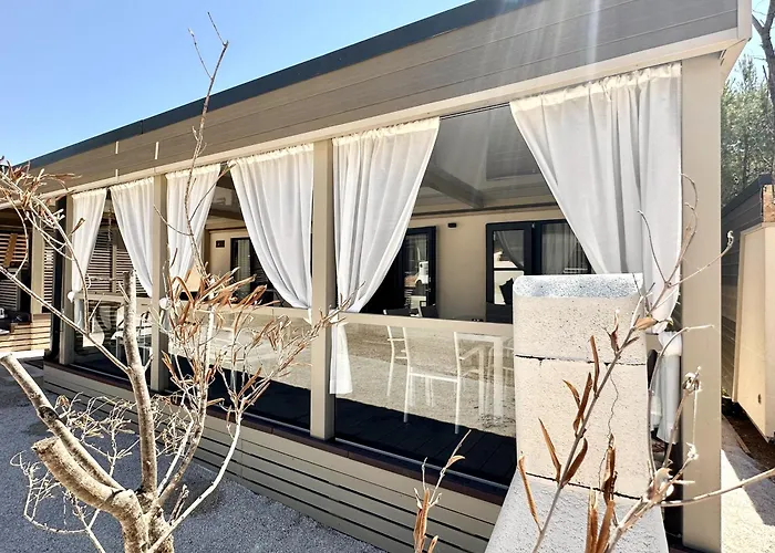 Semesterbostad Sunset Serenity With Onsite Pool And Only 3min From