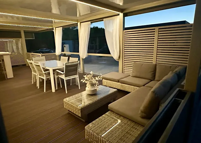 Sunset Serenity With Onsite Pool And Only 3min From * Drage