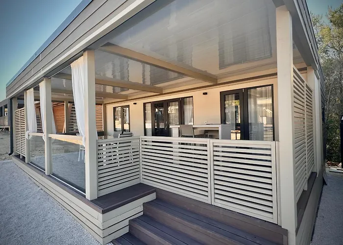 Semesterbostad Sunset Serenity With Onsite Pool And Only 3min From