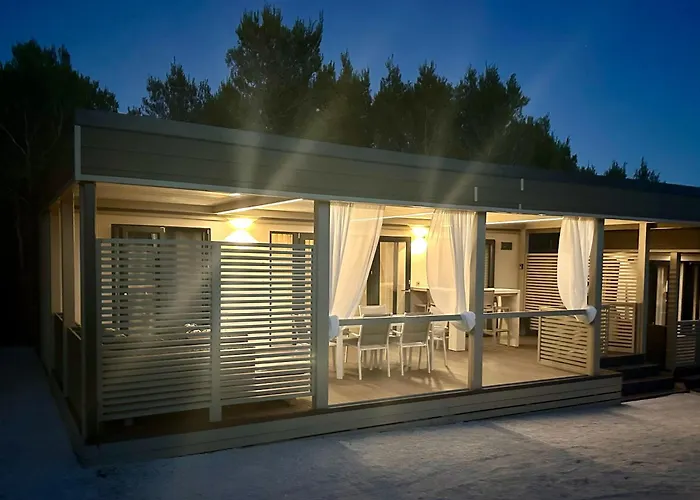 Semesterbostad Sunset Serenity With Onsite Pool And Only 3min From